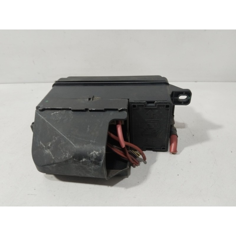 CAJA RELES / FUSIBLES 61149213372  - imagen 2