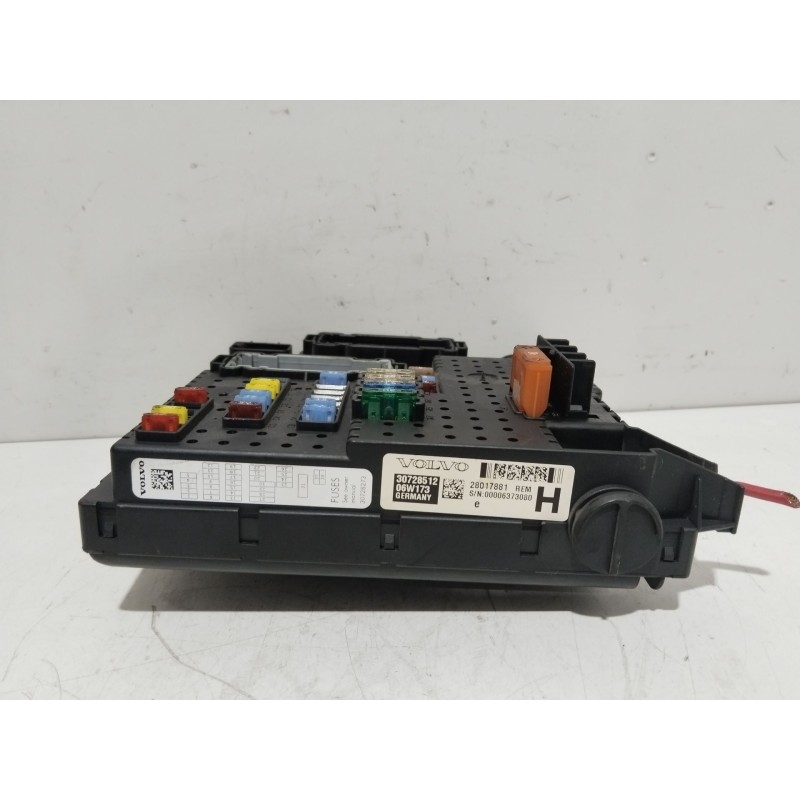 CAJA RELES / FUSIBLES 28017881  - imagen 2