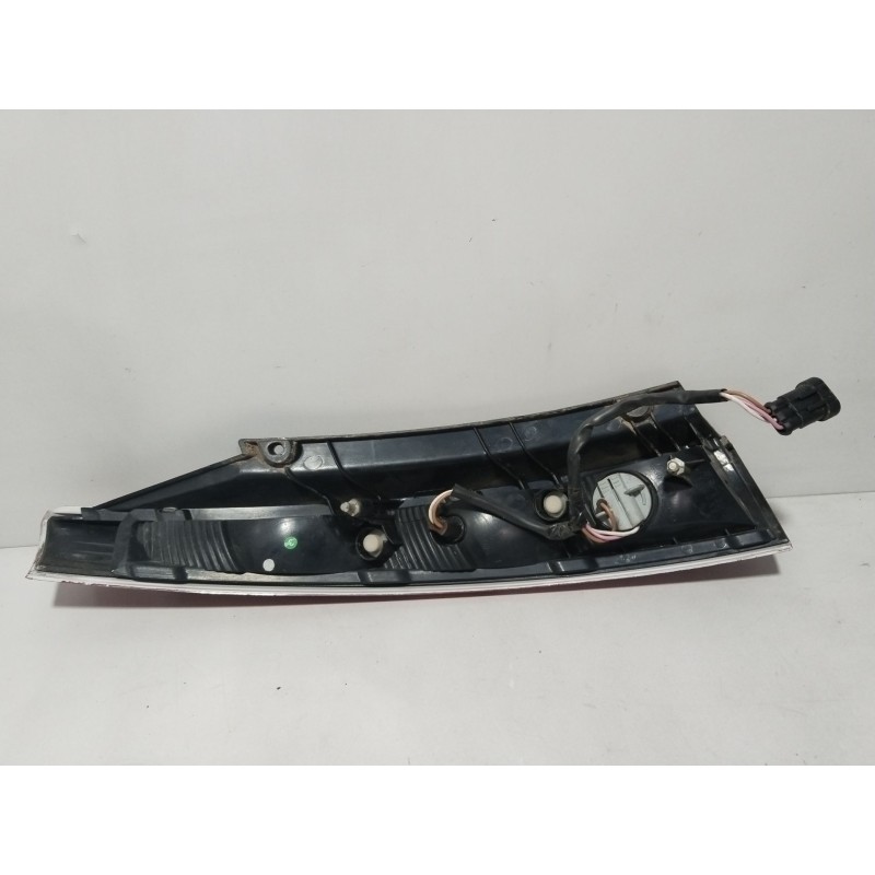 PILOTO TRASERO DERECHO 18770200R  - imagen 4
