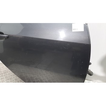 PUERTA TRASERA DERECHA GRIS 