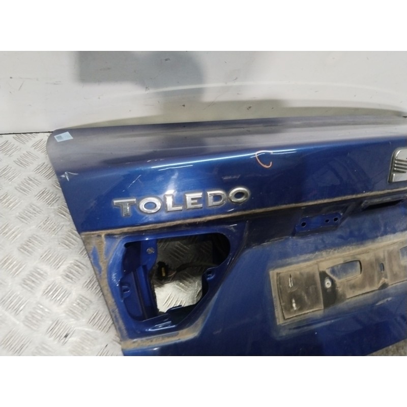 PORTON TRASERO 1M5827025D  - imagen 2