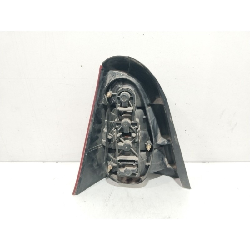 PILOTO TRASERO DERECHO 3310R  - imagen 2