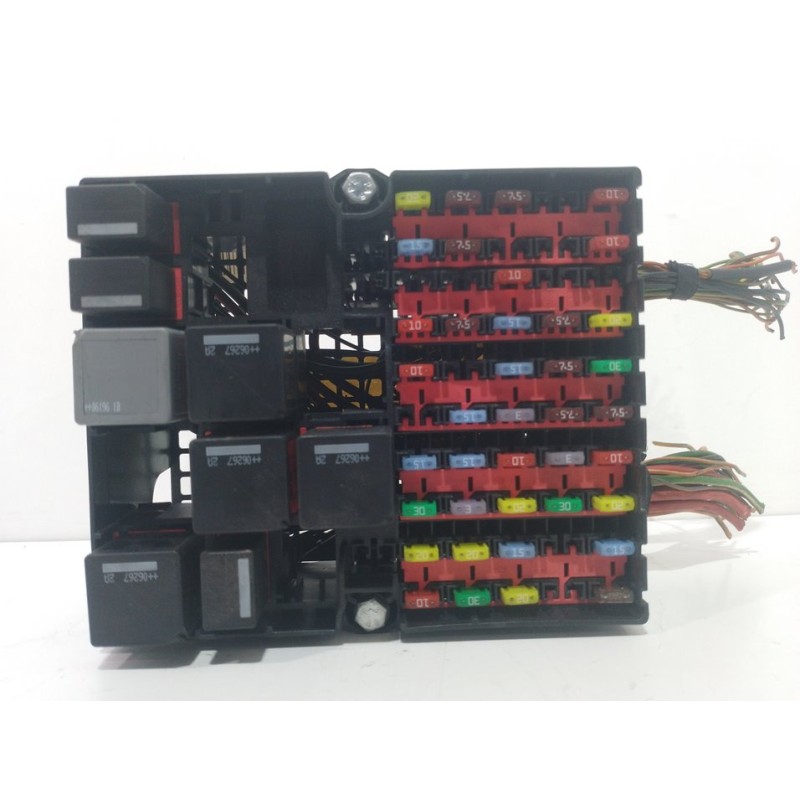 CAJA RELES / FUSIBLES 6S6T14401  - imagen 1