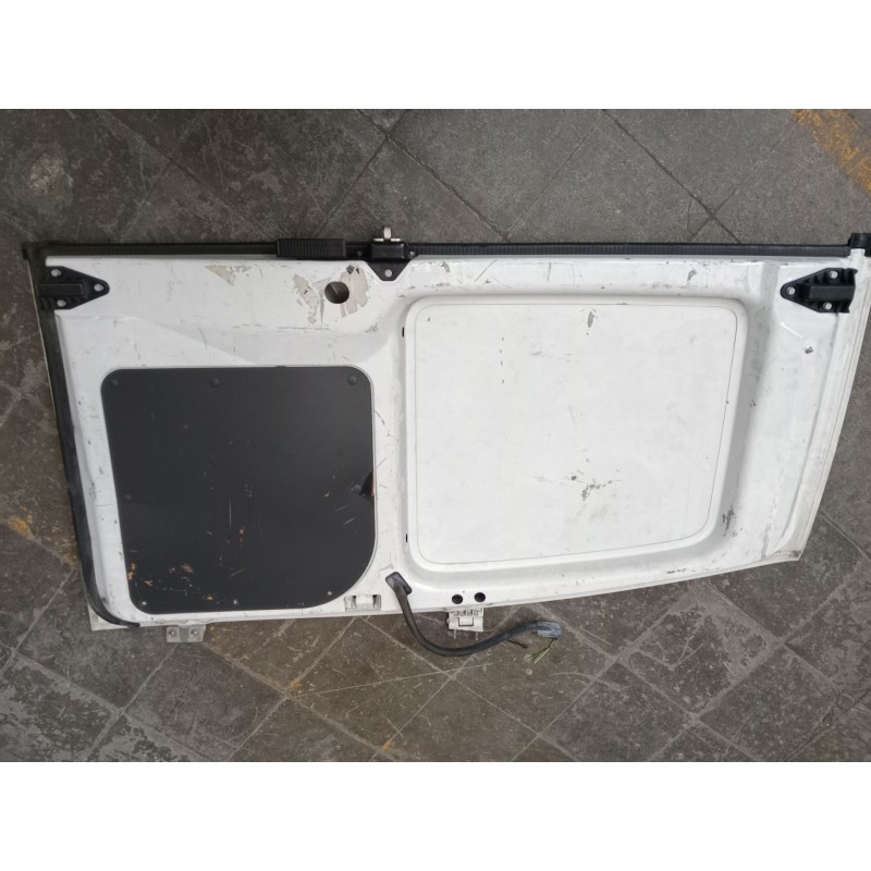 PUERTA TRASERA IZQUIERDA BLANCO  - imagen 2
