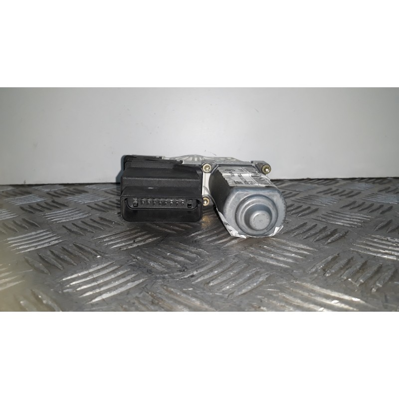 MOTOR ELEVALUNAS TRASERO DERECHO 1M0839730J  - imagen 3