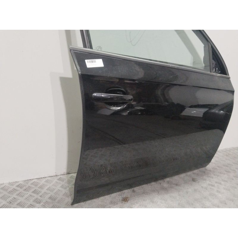 PUERTA DELANTERA DERECHA 5JA831056B NEGRO - imagen 2