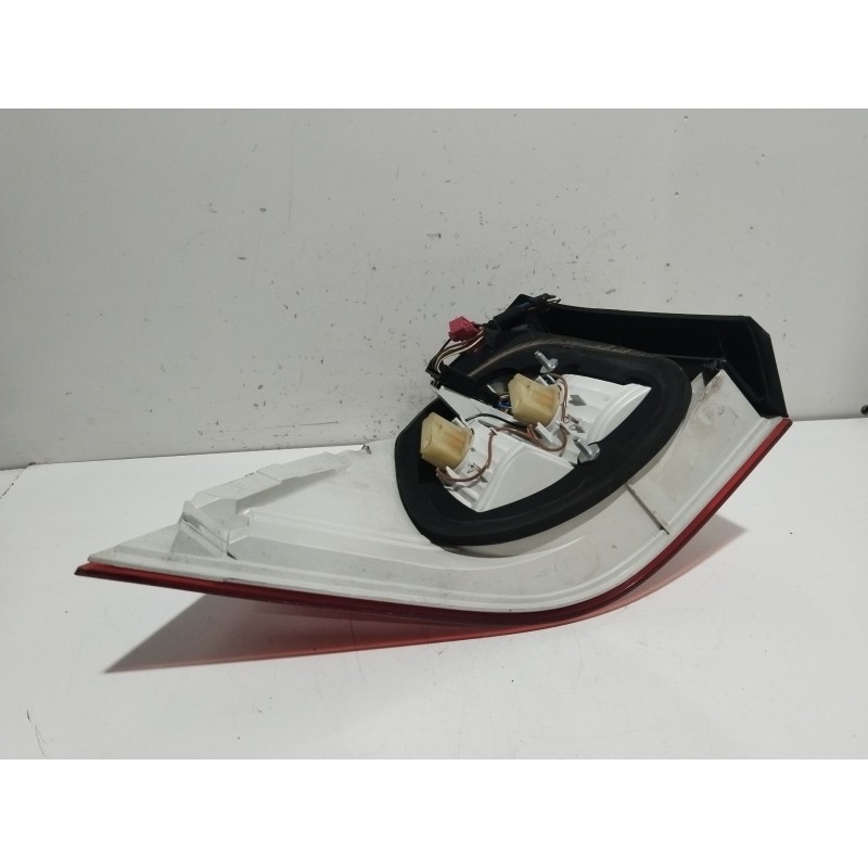 PILOTO TRASERO DERECHO 63217177694  - imagen 4