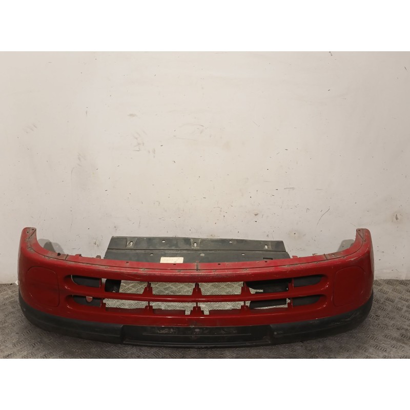 PARAGOLPES DELANTERO ROJO  - imagen 1
