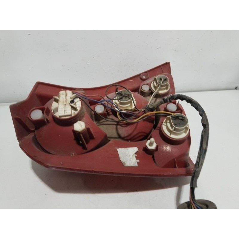 PILOTO TRASERO DERECHO 300267R  - imagen 4
