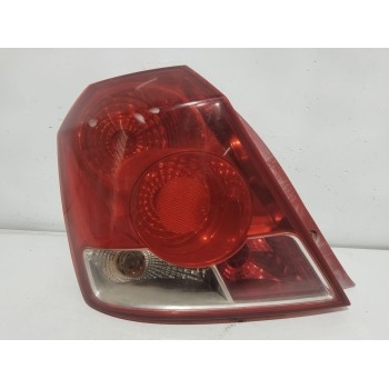 PILOTO TRASERO IZQUIERDO 300266L 