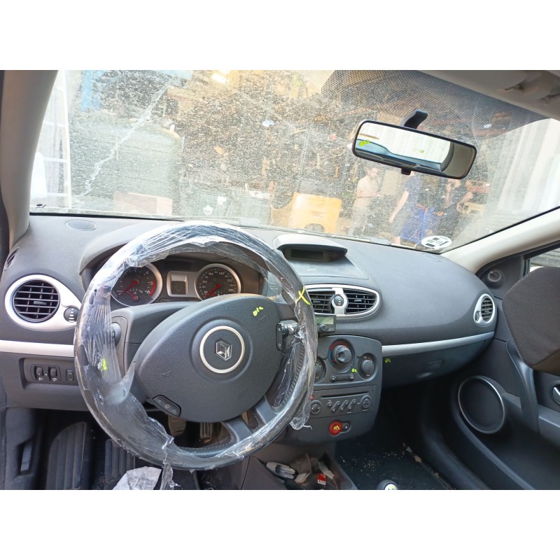 RENAULT CLIO III (BR0/1, CR0/1) - imagen 2