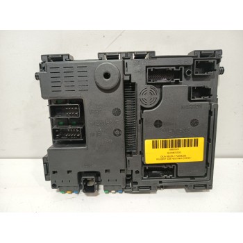 CAJA RELES / FUSIBLES S105872300 