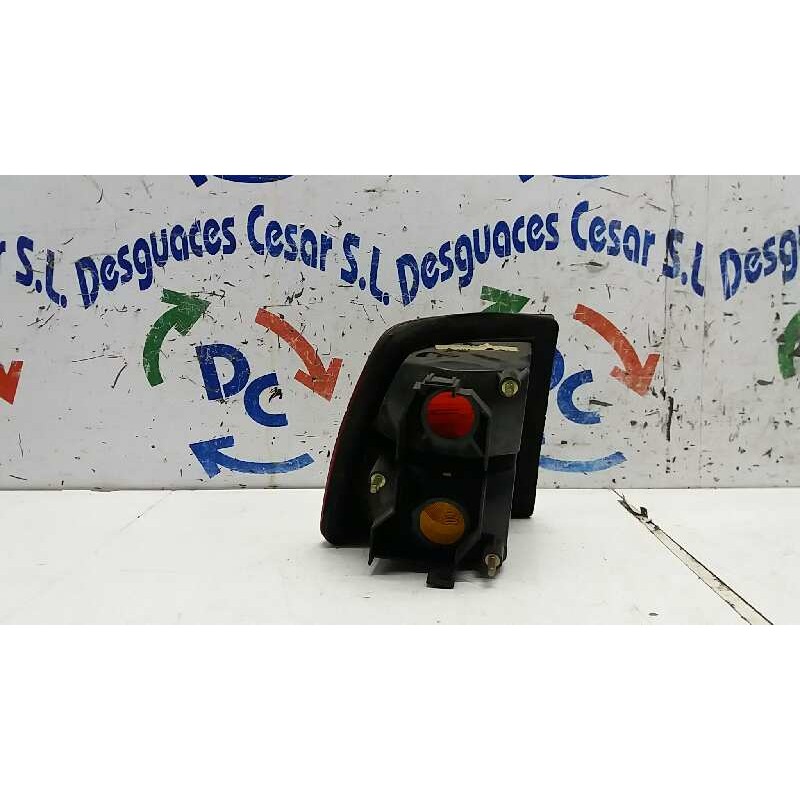 PILOTO TRASERO DERECHO 1L0945112F  - imagen 2