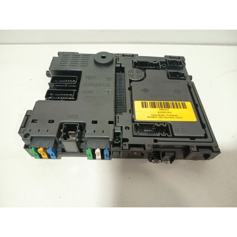 CAJA RELES / FUSIBLES S105872300  - imagen 4