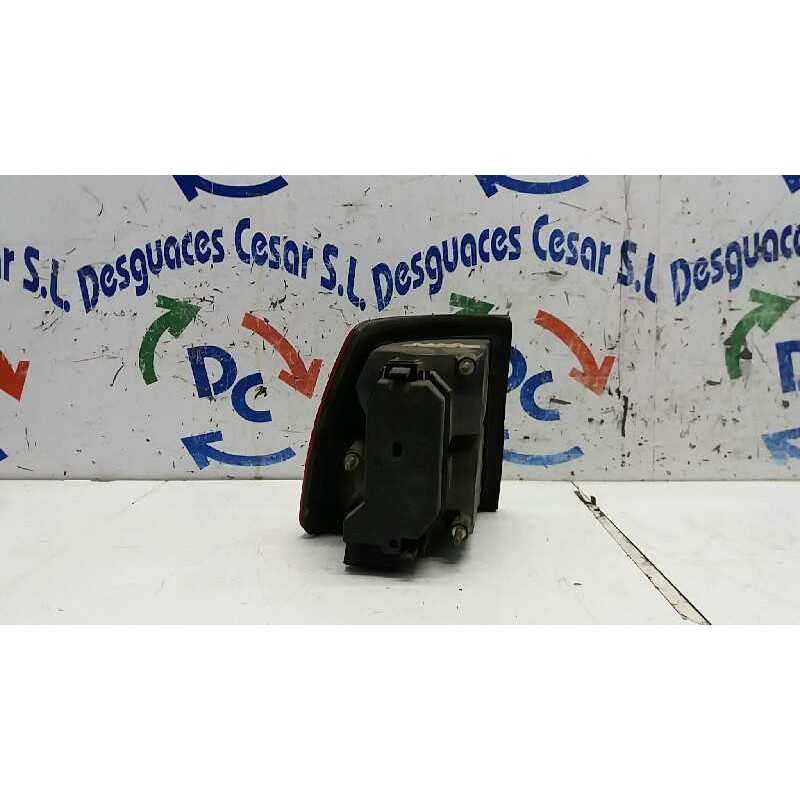 PILOTO TRASERO DERECHO 1L0945112F  - imagen 2