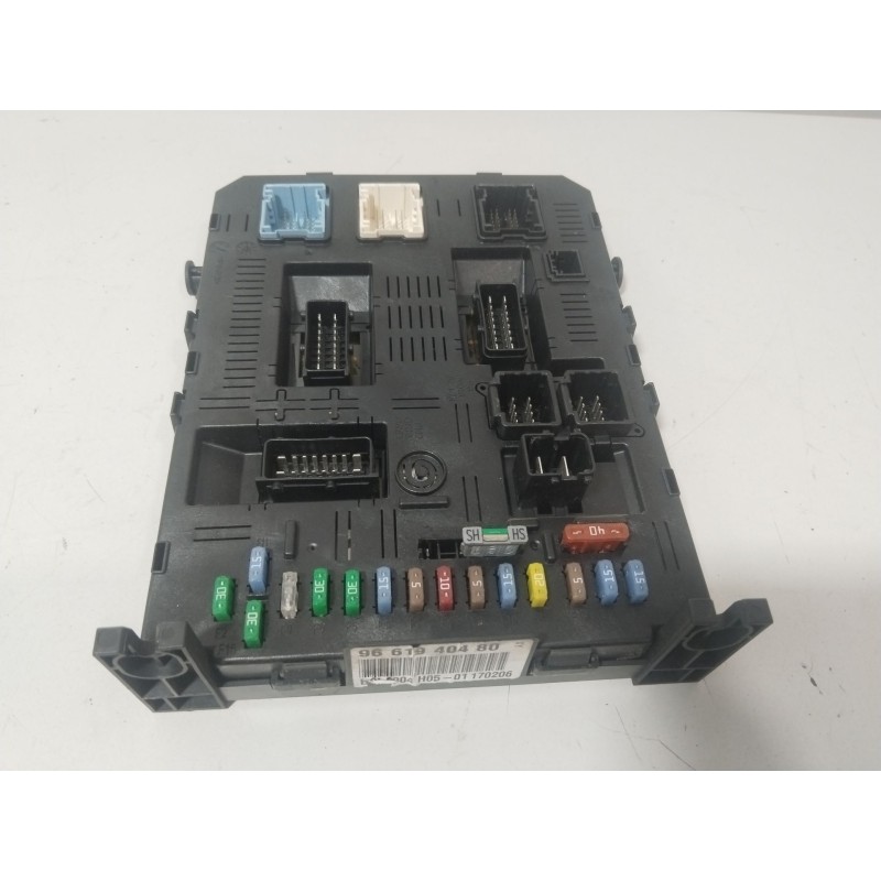 CAJA RELES / FUSIBLES 281171702B  - imagen 4
