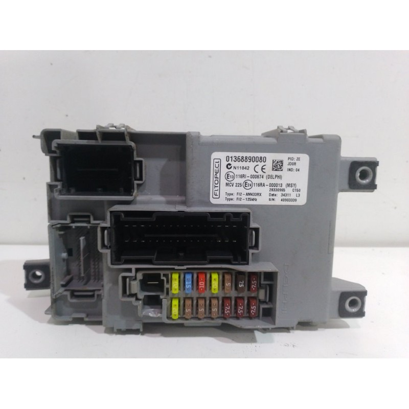 CAJA RELES / FUSIBLES 01368890080  - imagen 1