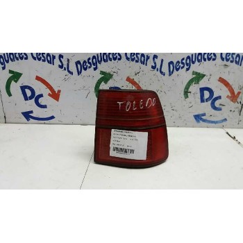 PILOTO TRASERO DERECHO 1L0945112F 