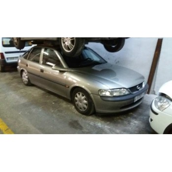 OPEL VECTRA B BERLINA