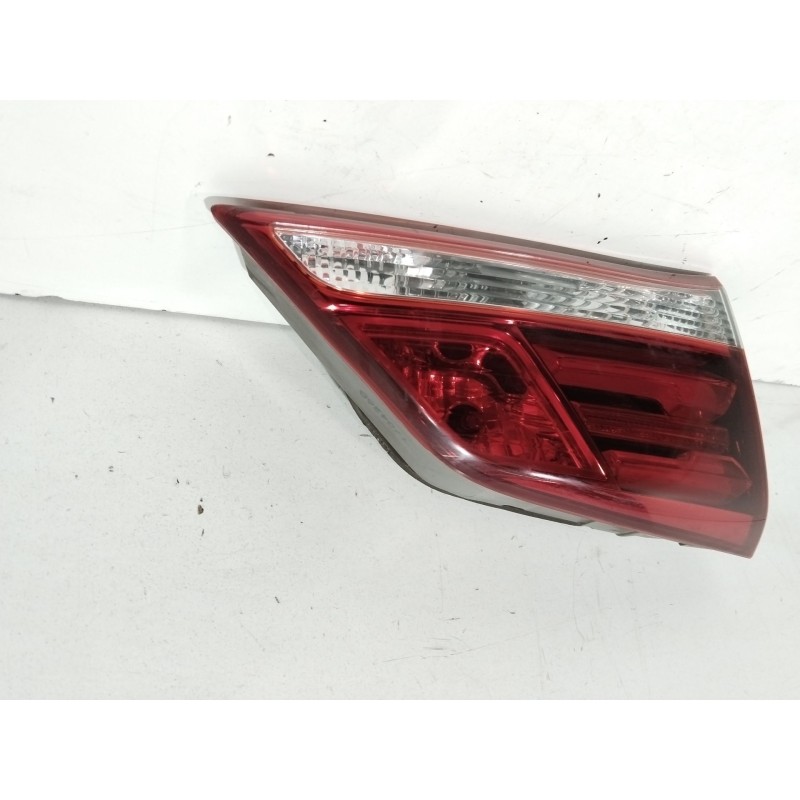 PILOTO TRASERO IZQUIERDO 924033Z300  - imagen 3