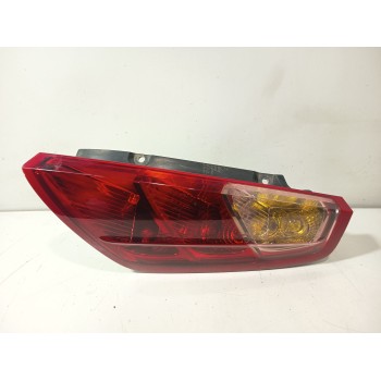 PILOTO TRASERO DERECHO 27460202  OEM 27460202