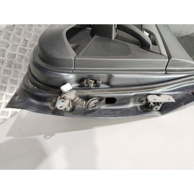 PUERTA TRASERA IZQUIERDA 770033Z300 GRIS - imagen 4