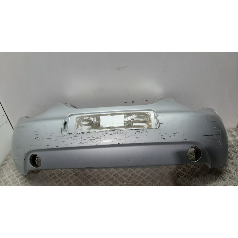 PARAGOLPES TRASERO 1C0071610 PLATA  - imagen 1