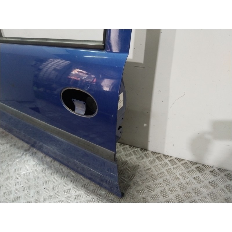 PUERTA DELANTERA IZQUIERDA AZUL  - imagen 2