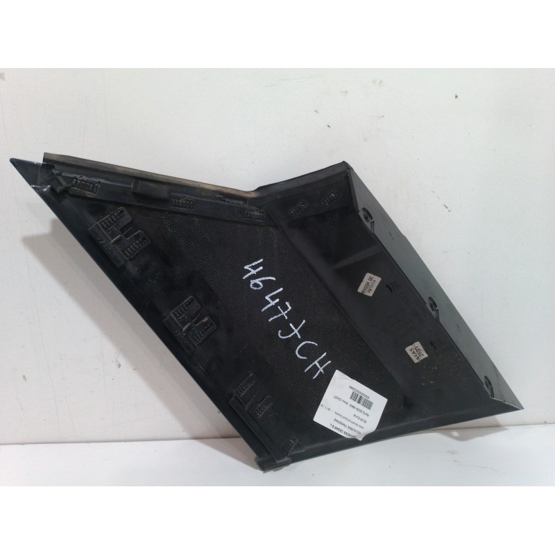 MOLDURA TRASERA IZQUIERDA EJ3229148AB C8C9AT8273 NEGRO - imagen 2