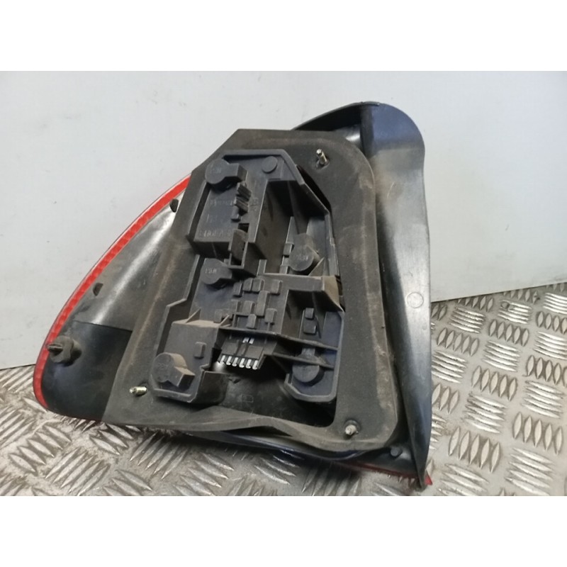 PILOTO TRASERO DERECHO  - imagen 2