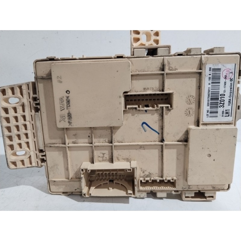 CAJA RELES / FUSIBLES 919553Z010 3Z0101704070211 - imagen 3