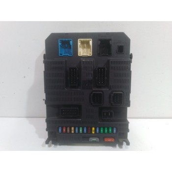 CAJA RELES / FUSIBLES 9659285580 BSI2004P0800