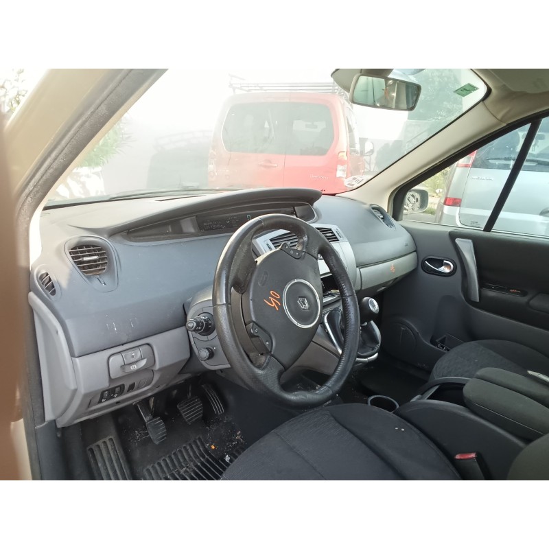RENAULT GRAND SCÉNIC II (JM0/1_) - imagen 6