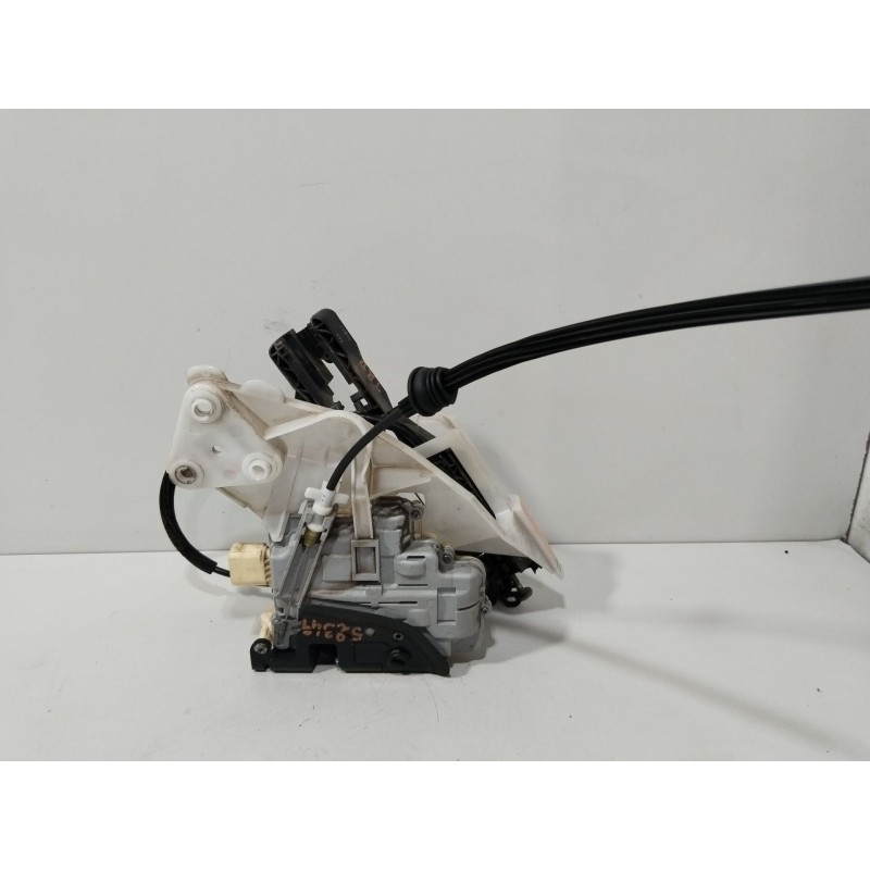 CERRADURA PUERTA TRASERA DERECHA CZ3C4839016A  - imagen 1