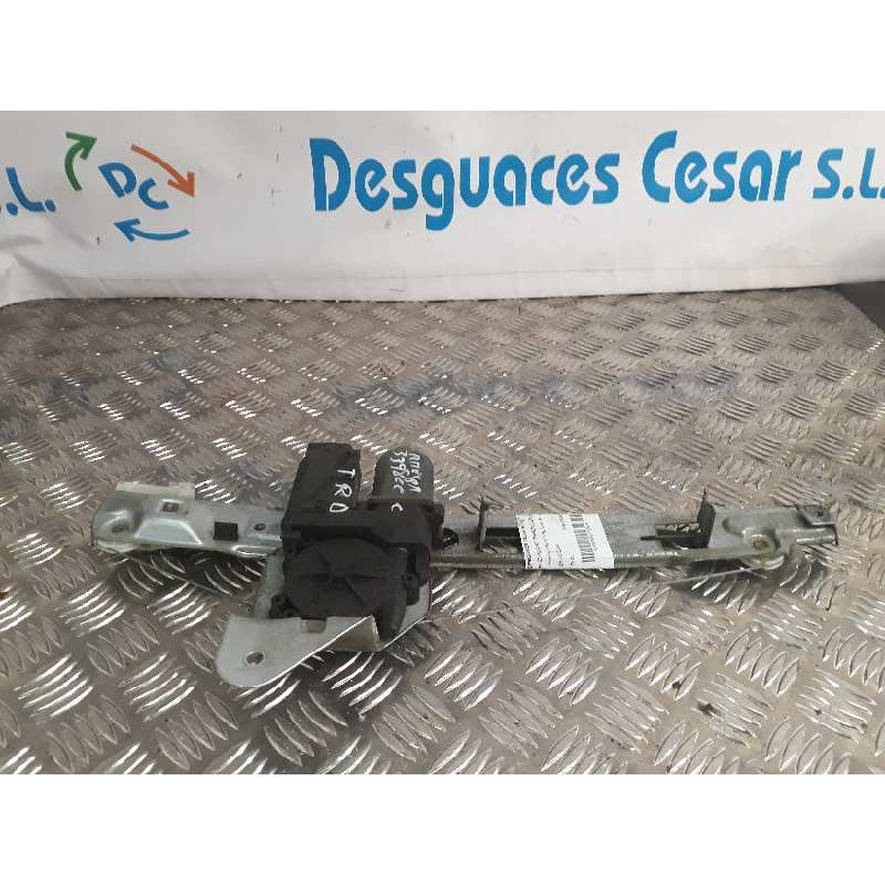 ELEVALUNAS TRASERO DERECHO ELECTRICO 
