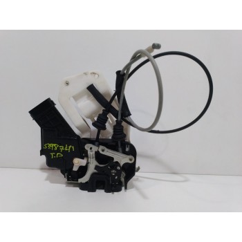 CERRADURA PUERTA TRASERA DERECHA 814201D010 