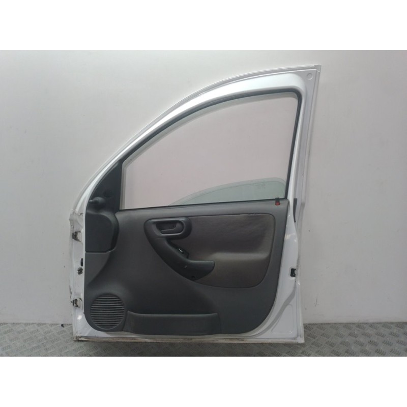 PUERTA DELANTERA DERECHA BLANCO  - imagen 3
