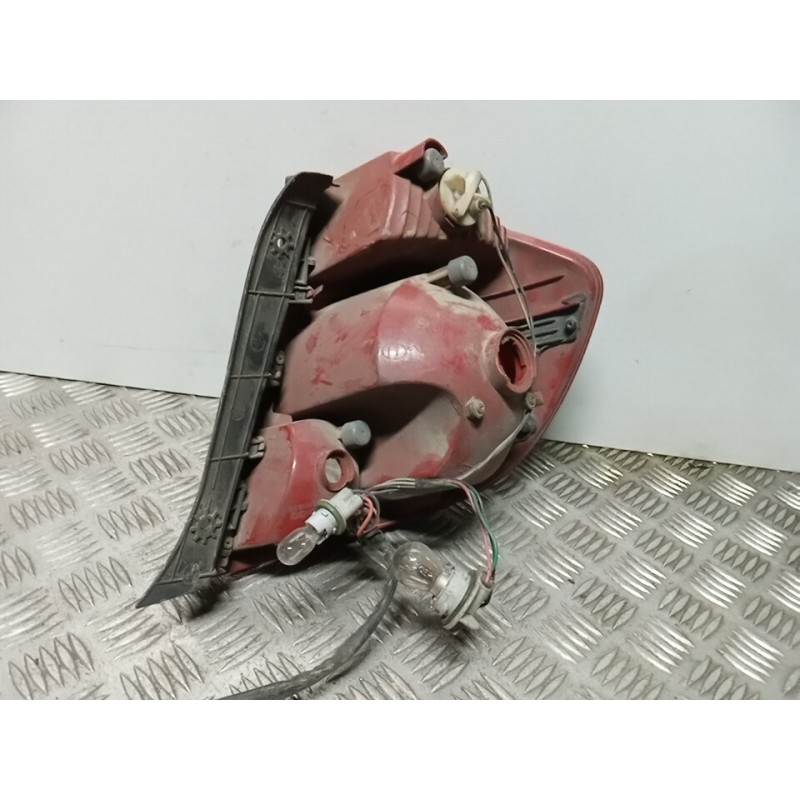 PILOTO TRASERO IZQUIERDO  - imagen 2