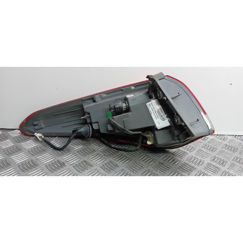 PILOTO TRASERO DERECHO 924023Z6  - imagen 2