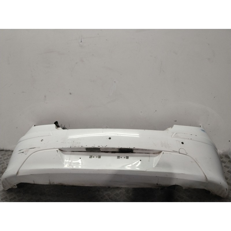 PARAGOLPES TRASERO 866102R610  - imagen 1