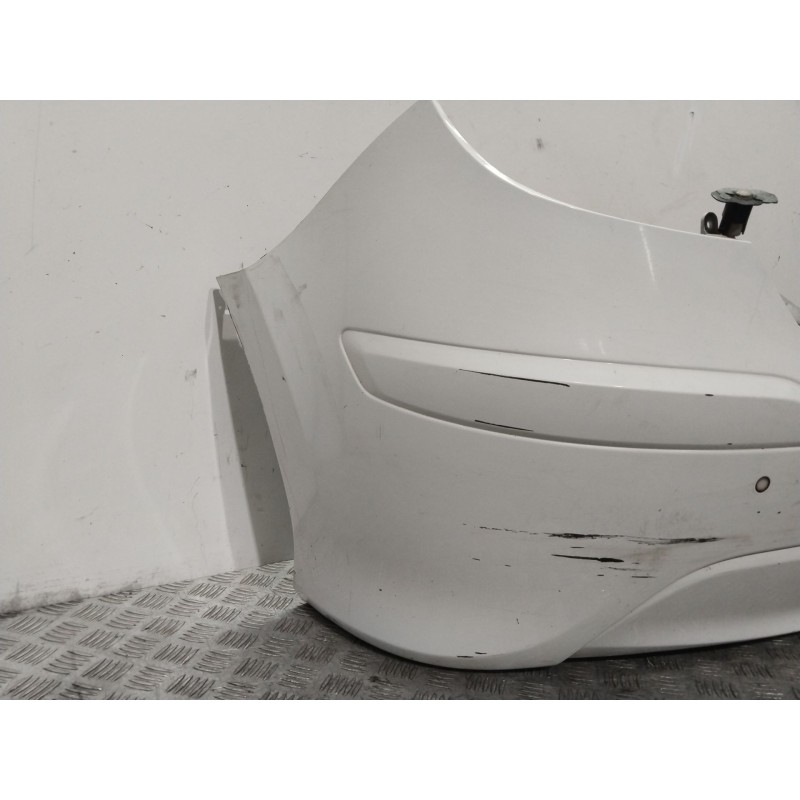 PARAGOLPES TRASERO 866102R610  - imagen 3