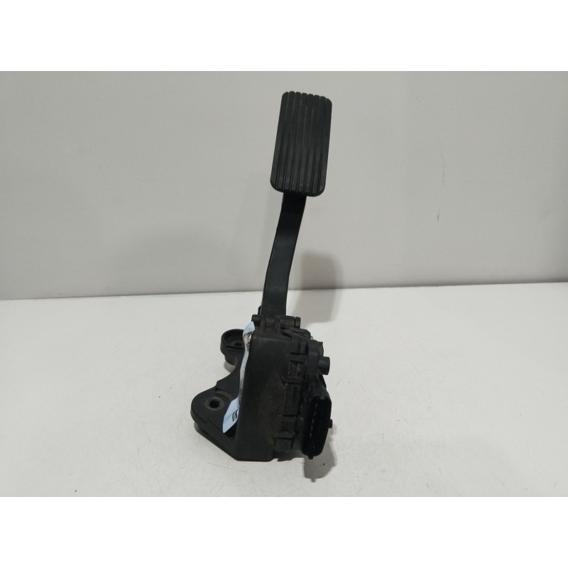 PEDAL ACELERADOR 327002R300  - imagen 1