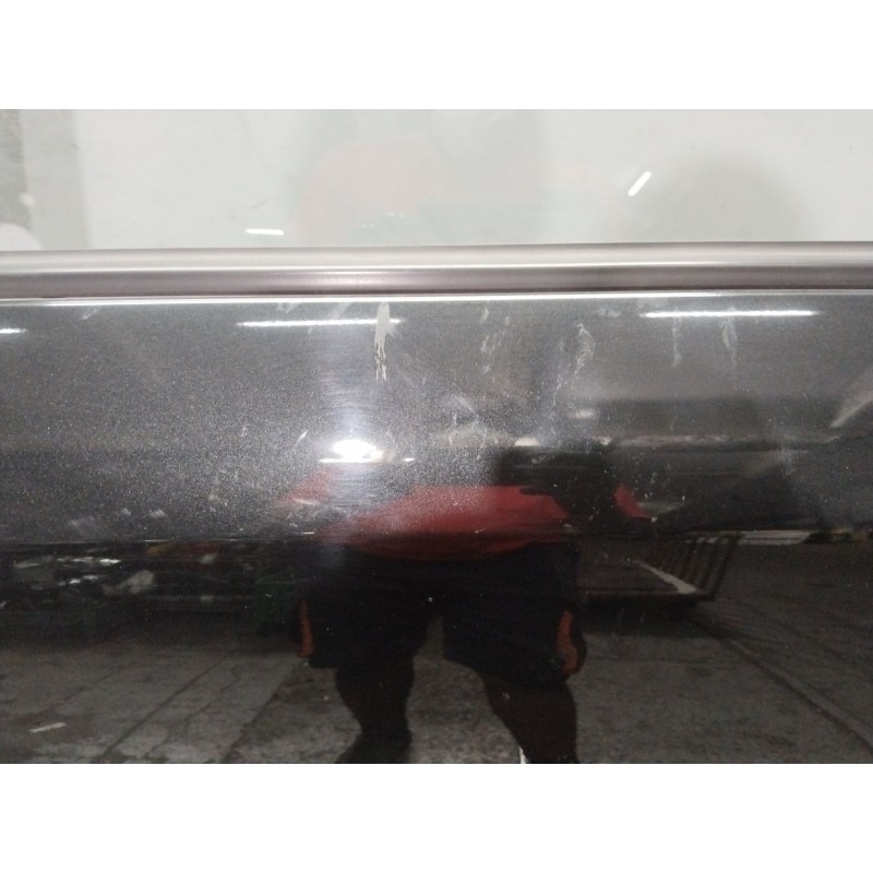 PUERTA DELANTERA IZQUIERDA 6800262J00 NEGRA - imagen 2