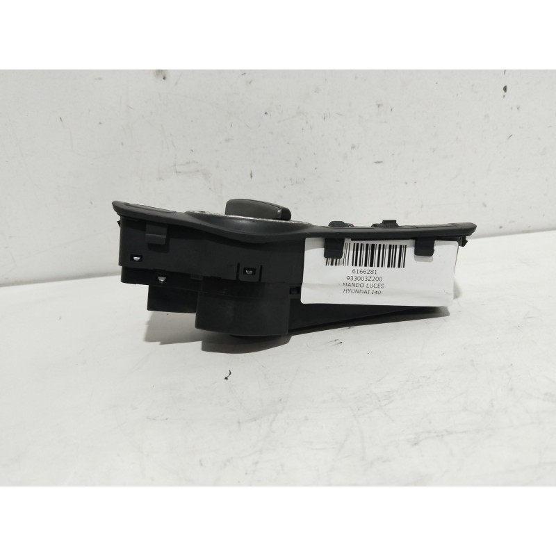 MANDO LUCES 933003Z200  - imagen 3