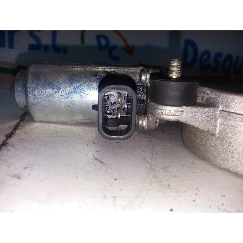 ELEVALUNAS DELANTERO IZQUIERDO ELECTRICO 2 PINES - imagen 3