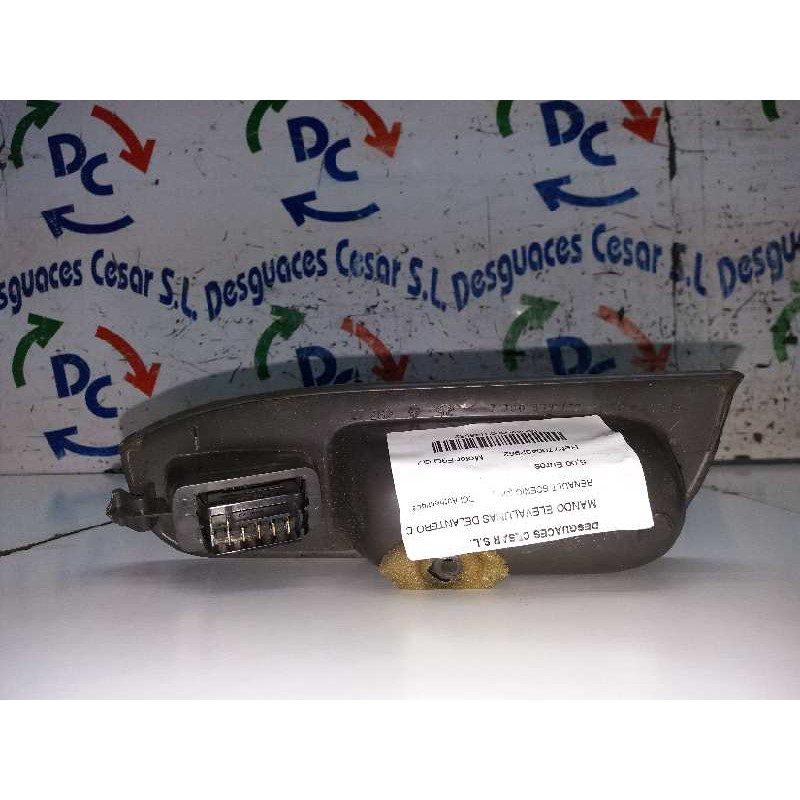 MANDO ELEVALUNAS DELANTERO DERECHO 7700432962  - imagen 2