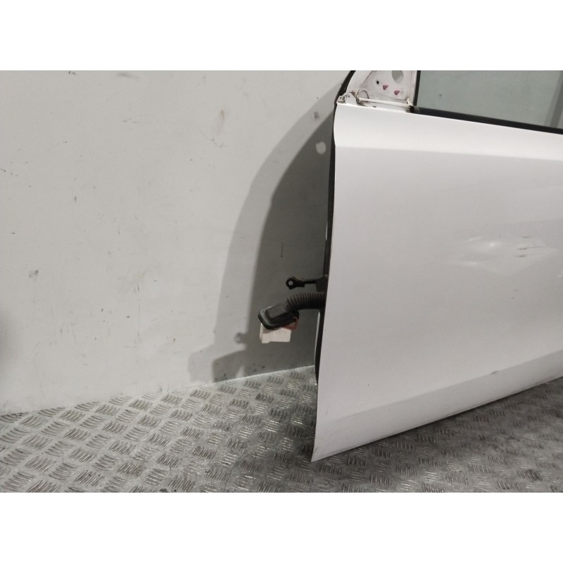 PUERTA DELANTERA IZQUIERDA 760032R010  - imagen 3