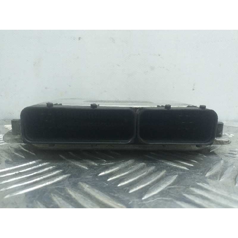 CENTRALITA MOTOR UCE 0281010261 038906019J  - imagen 2