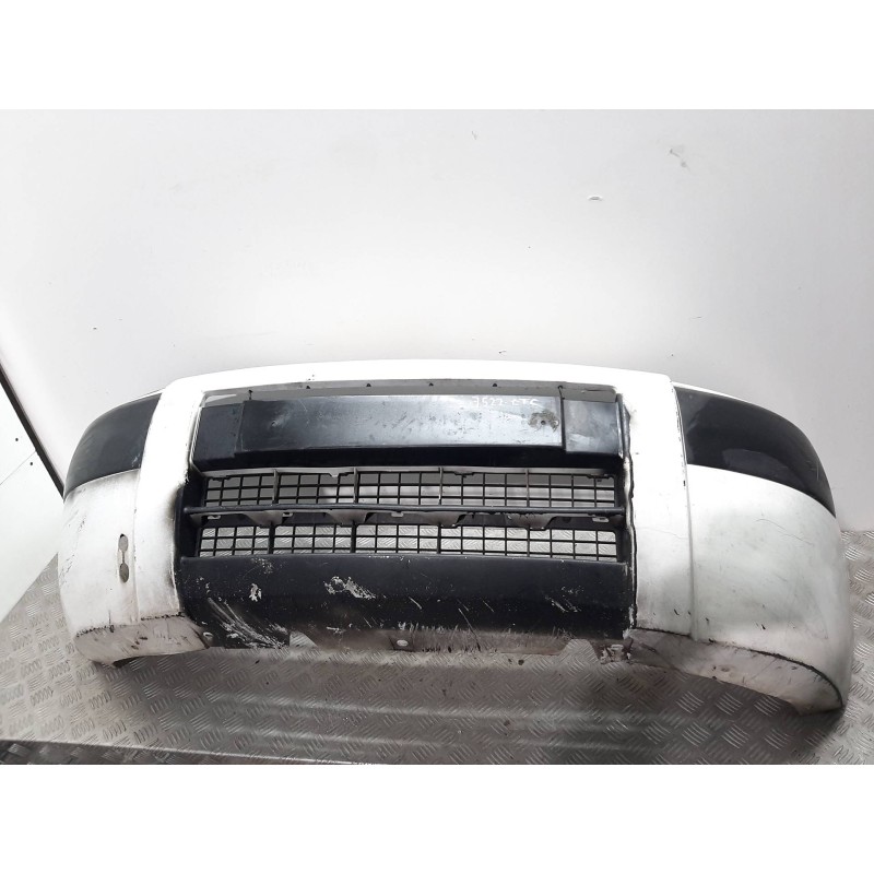 PARAGOLPES DELANTERO BLANCO  - imagen 1