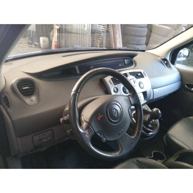 RENAULT GRAND SCÉNIC II (JM0/1_) - imagen 5